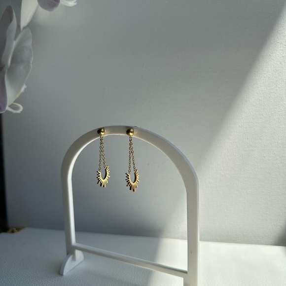 Sun tassel dangle earrings - Picture 5 of 8